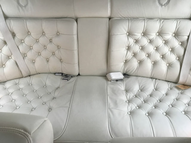 1992 Cadillac Brougham d'Elegance Sedan 4-Door - photo 9