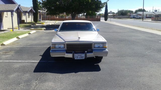 1992 Cadillac Brougham - photo 2