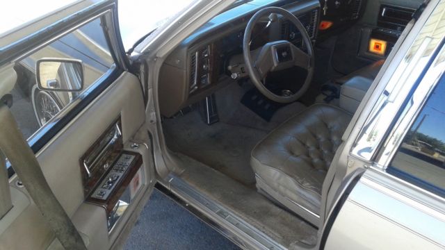 1992 Cadillac Brougham - photo 5