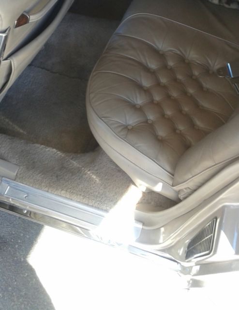 1992 Cadillac Brougham - photo 6