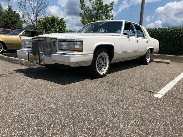 1992 Cadillac Brougham Brougham D’elegance - photo 4