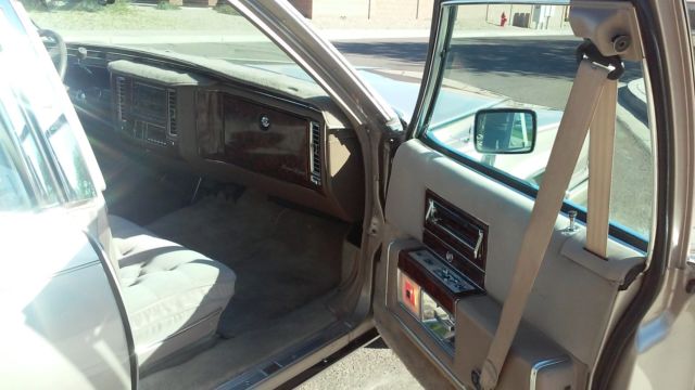 1992 Cadillac Brougham - photo 13
