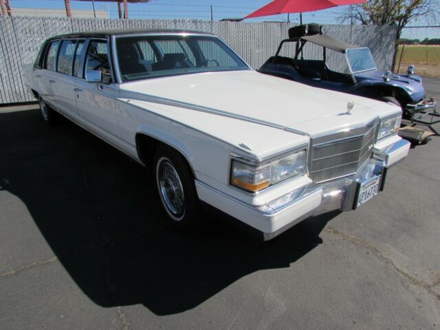 1992 Cadillac Brougham - photo 2