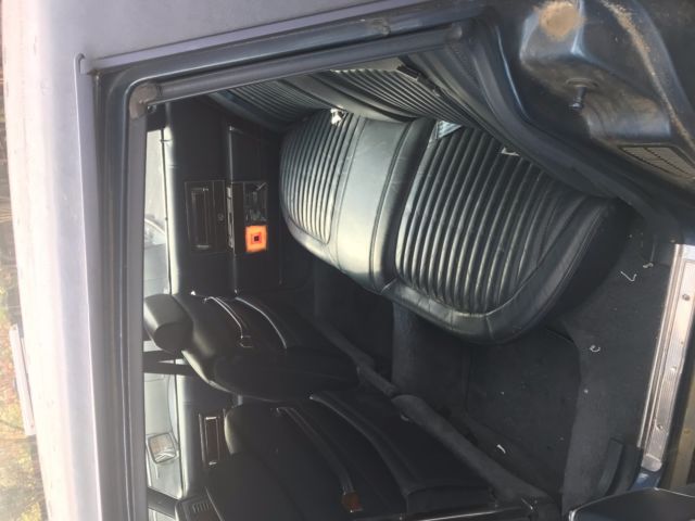 1992 Cadillac Brougham Base - photo 11