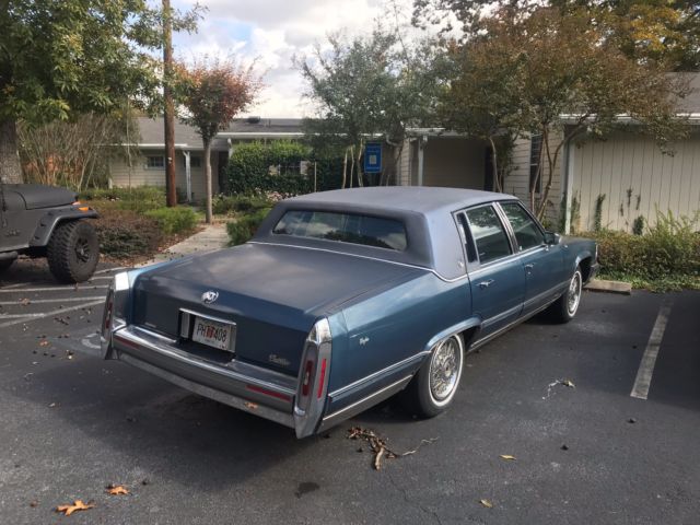 1992 Cadillac Brougham Base - photo 6