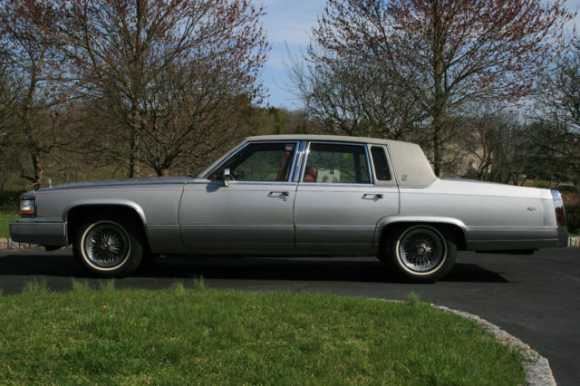 1992 Cadillac Brougham Sedan 4-Door 5.7L 1992 Cadillac Brougham