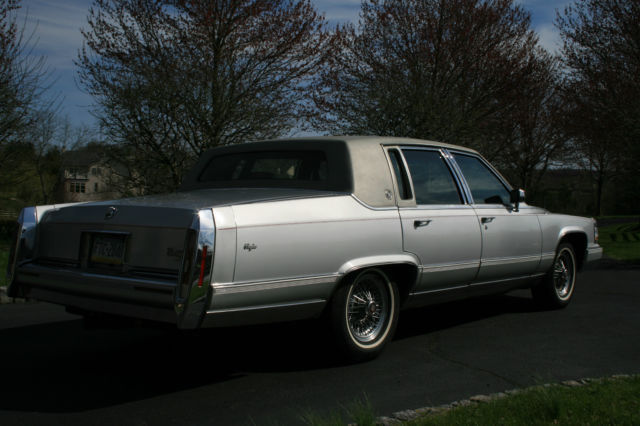 1992 Cadillac Brougham - photo 4