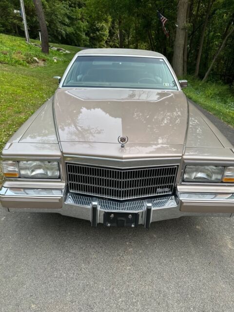 1992 Cadillac Brougham - photo 13