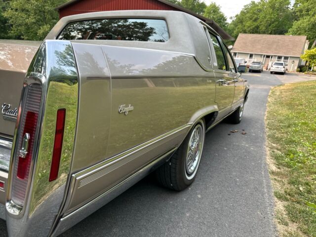 1992 Cadillac Brougham - photo 5