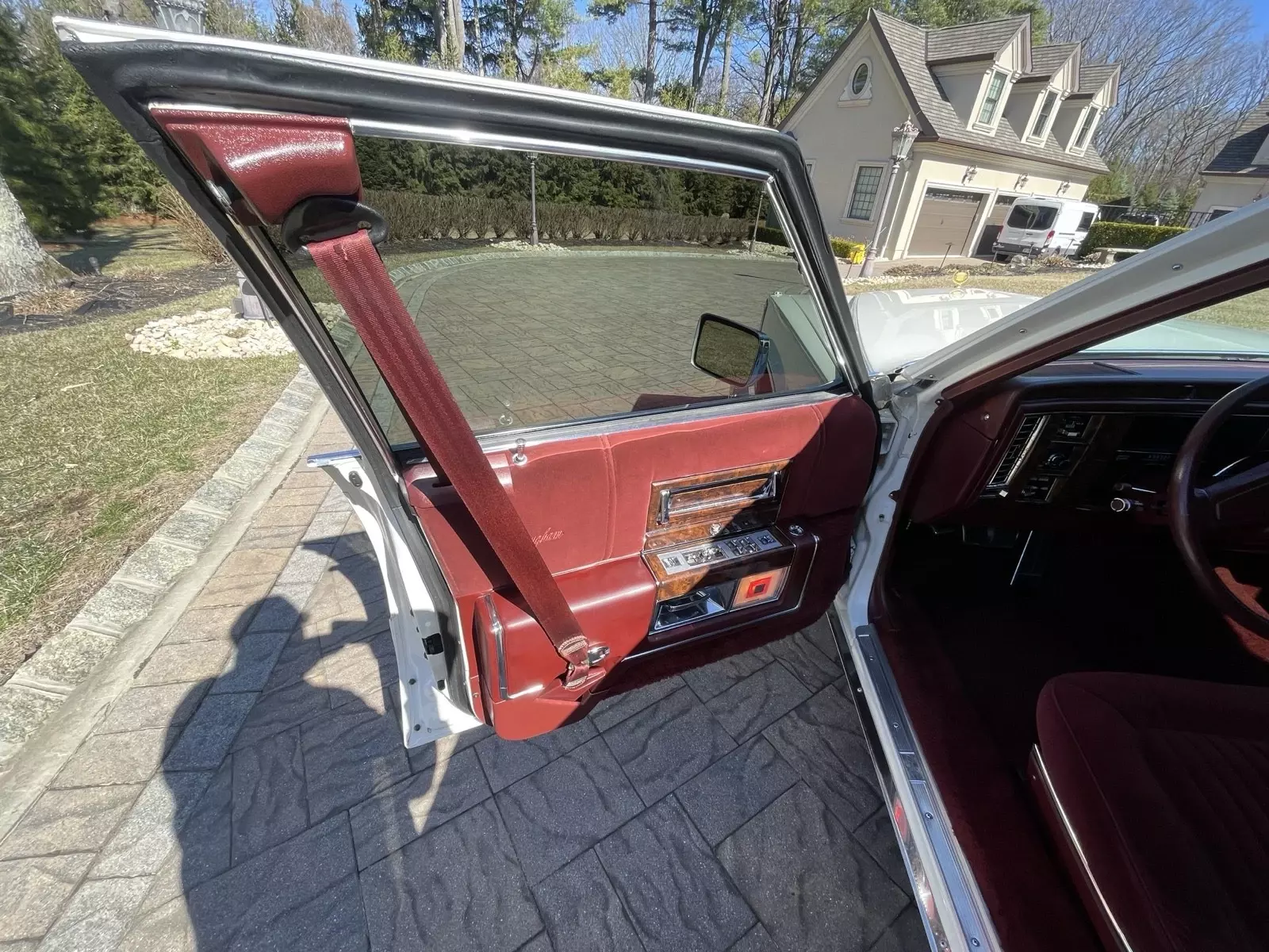 1992 Cadillac Brougham - photo 11