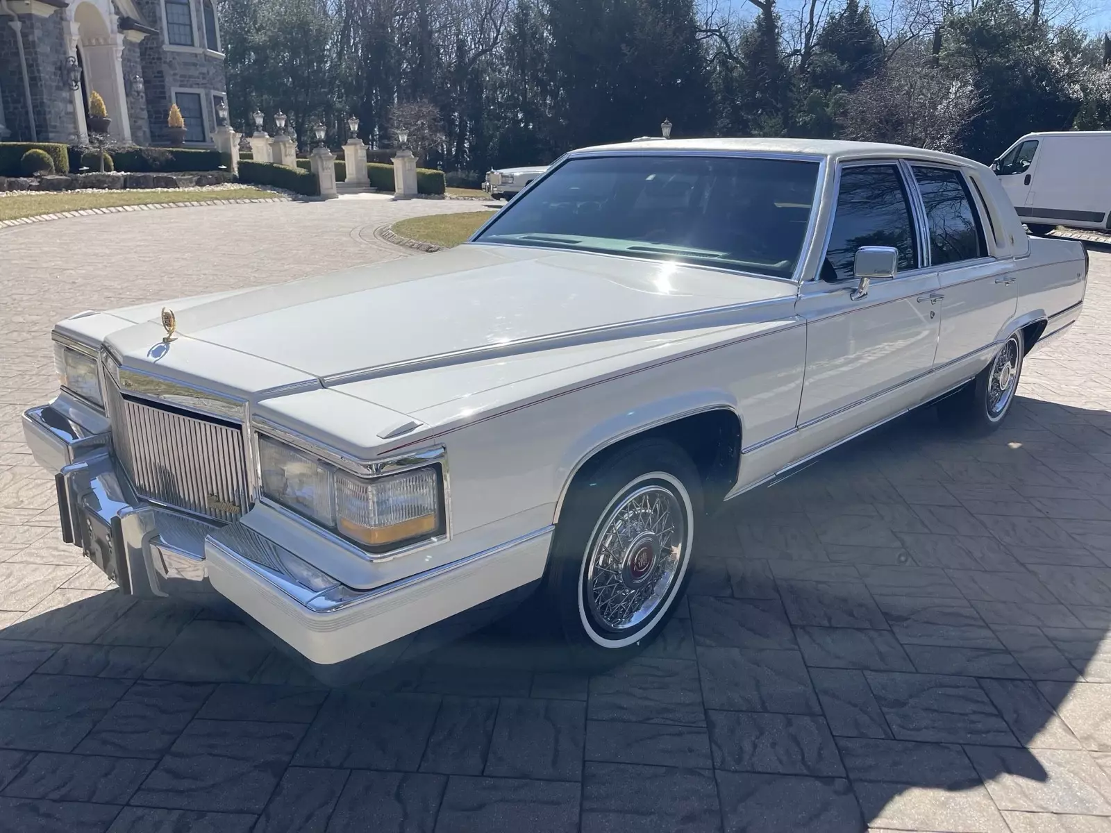 1992 Cadillac Brougham - photo 2