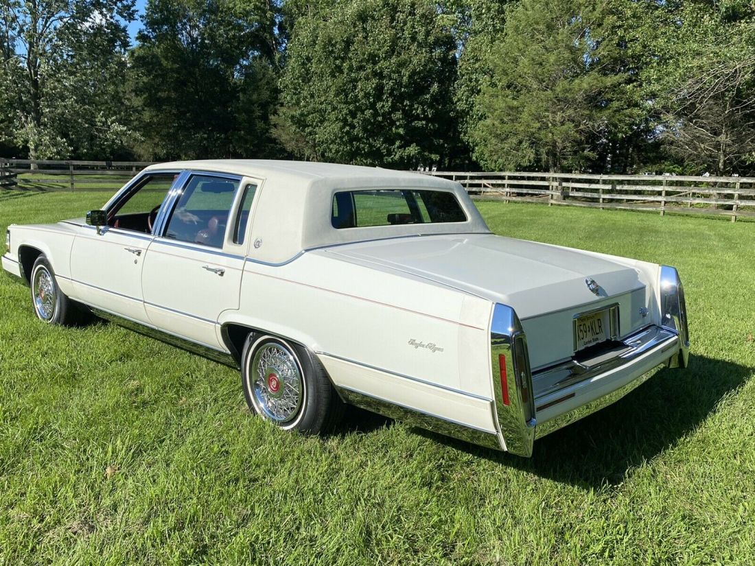 1992 Cadillac Brougham - photo 3