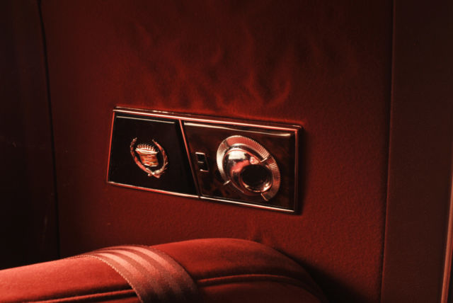 1992 Cadillac Brougham - photo 11
