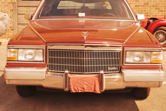 1992 Cadillac Brougham - photo 3