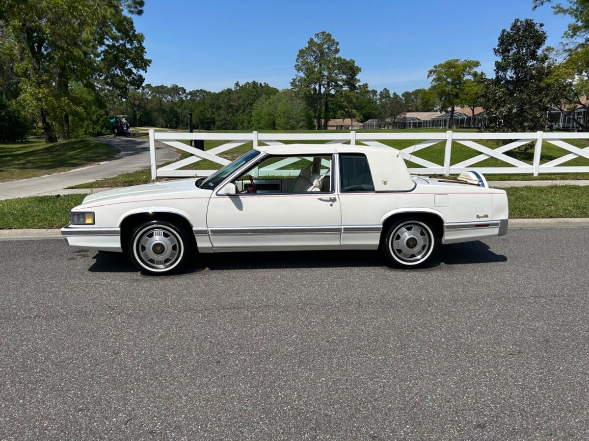 1992 Cadillac DeVille - photo 2