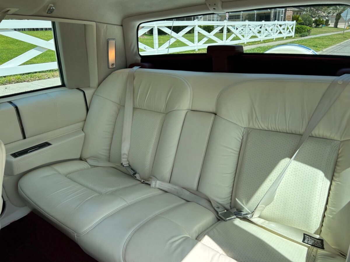 1992 Cadillac DeVille - photo 7