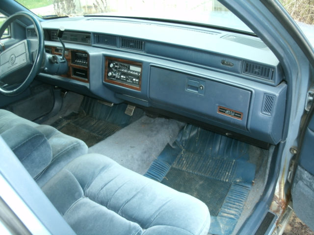 1992 Cadillac DeVille - photo 5