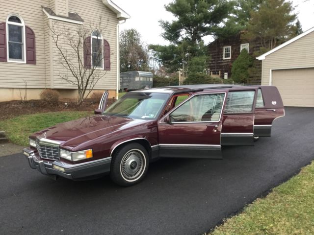 1992 Cadillac Deville 6 Door Stretch Limousine 1992 Cadillac DeVille S & S Coach 6 Door Stretch Limousine