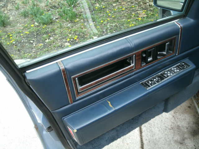 1992 Cadillac DeVille - photo 6