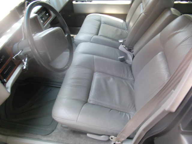 1992 Cadillac DeVille - photo 10