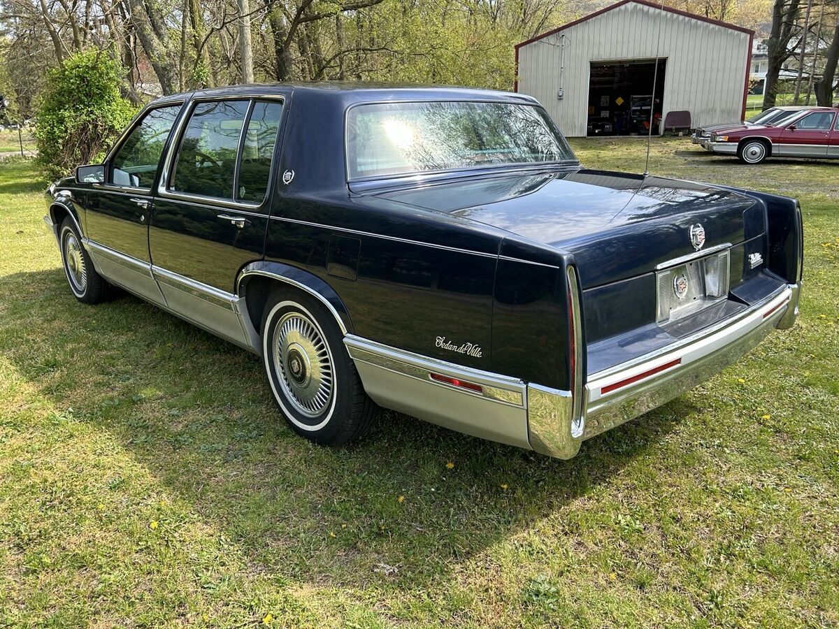 1992 Cadillac DeVille - photo 3