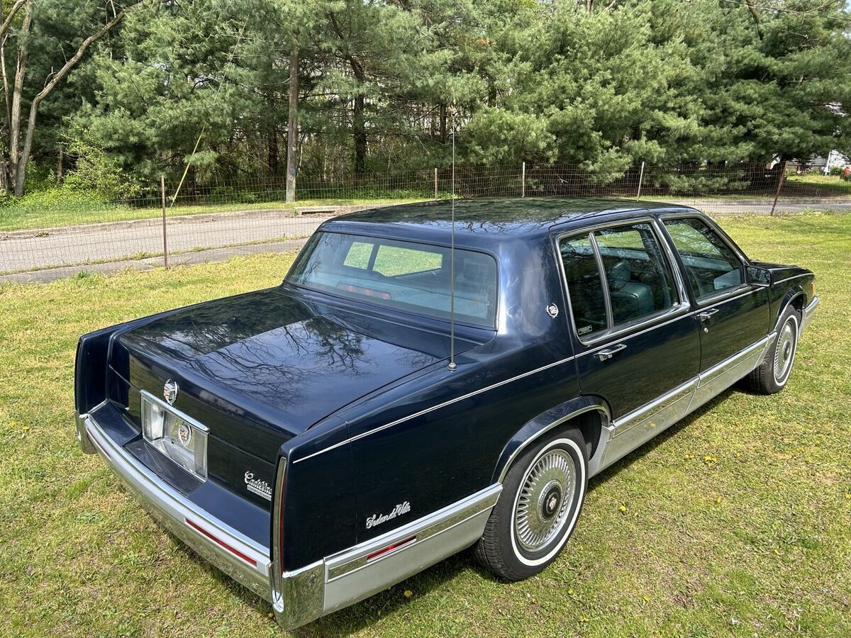1992 Cadillac DeVille - photo 6