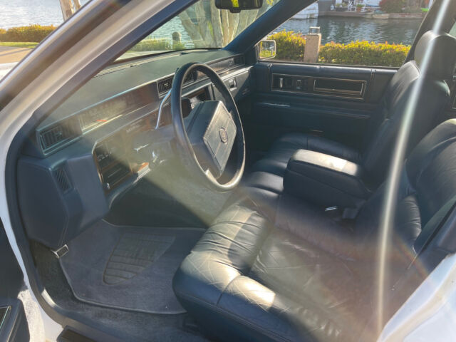 1992 Cadillac DeVille - photo 10