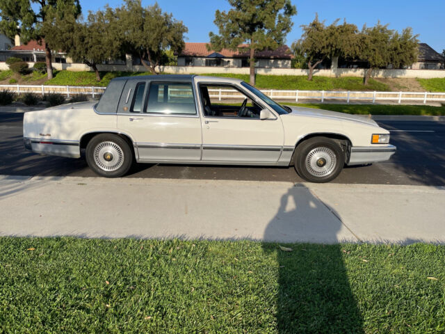 1992 Cadillac DeVille - photo 4