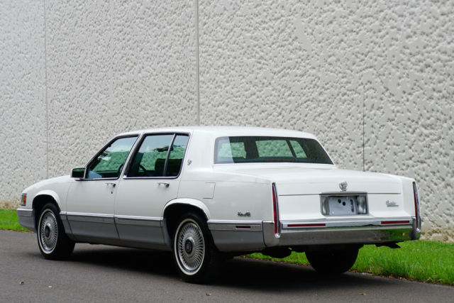 1992 Cadillac DeVille 65K Mile 4.9L NO RESERVE AUCTION SEE YouTube VIDEO - photo 2