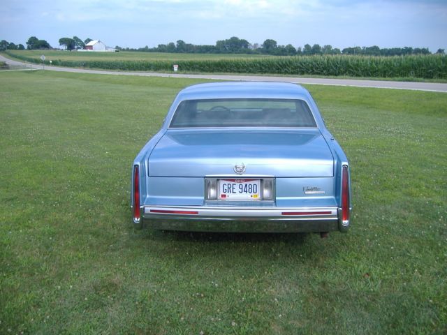 1992 Cadillac DeVille - photo 2