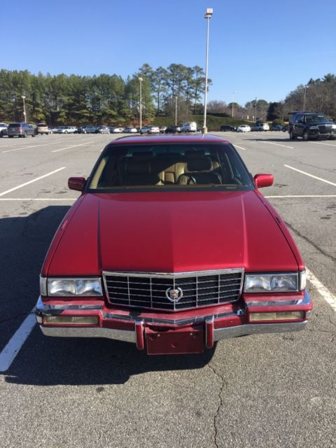1992 Cadillac DeVille Touring Sedan - photo 2