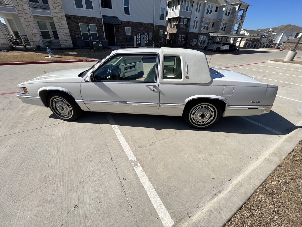 1992 Cadillac DeVille - photo 3