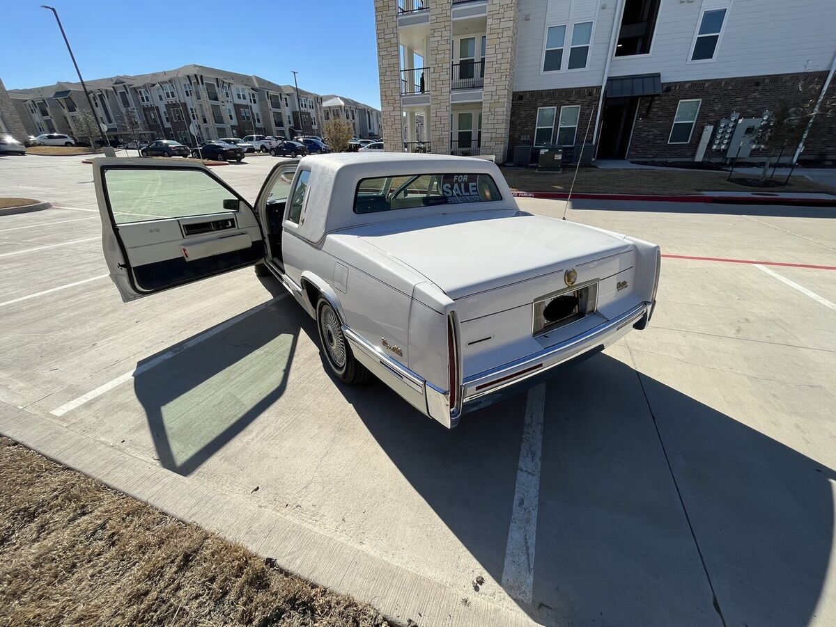1992 Cadillac DeVille - photo 4