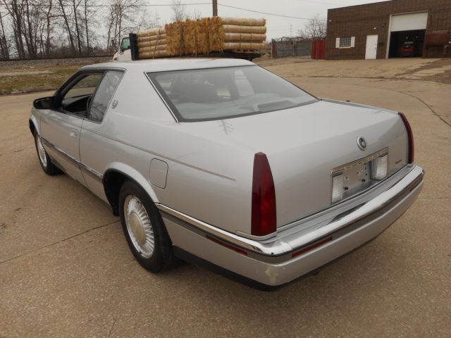 1992 Cadillac Eldorado NO RESERVE AUCTION - LAST HIGHEST BIDDER WINS CAR! - photo 9