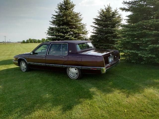 1992 Cadillac Fleetwood - photo 2