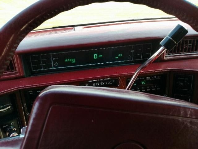 1992 Cadillac Fleetwood - photo 4