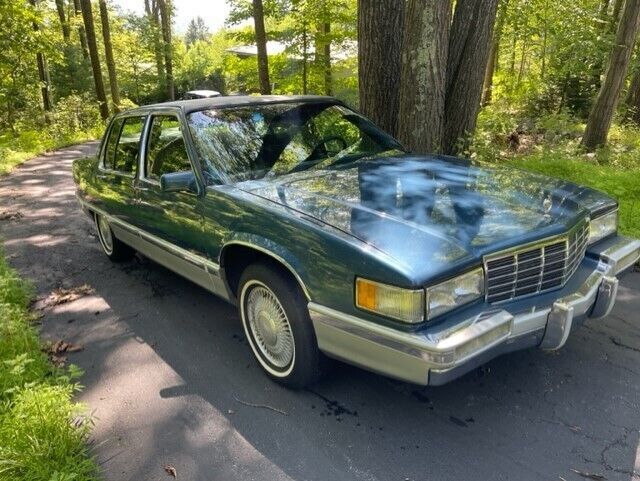 1992 Cadillac Fleetwood - photo 2
