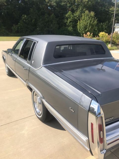 1992 Cadillac Fleetwood BROUGHAM - photo 5