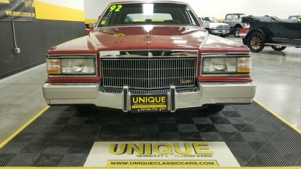 1992 Cadillac Brougham Fleetwood 5.7Ltr. - photo 2