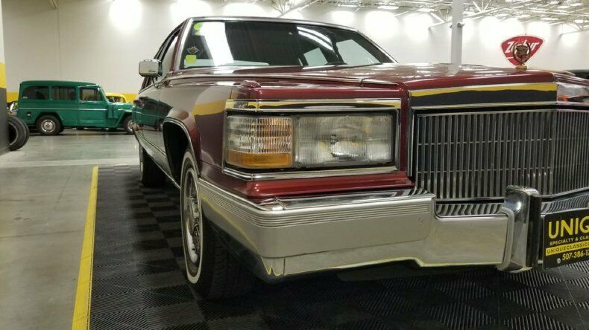 1992 Cadillac Brougham Fleetwood 5.7Ltr. - photo 8
