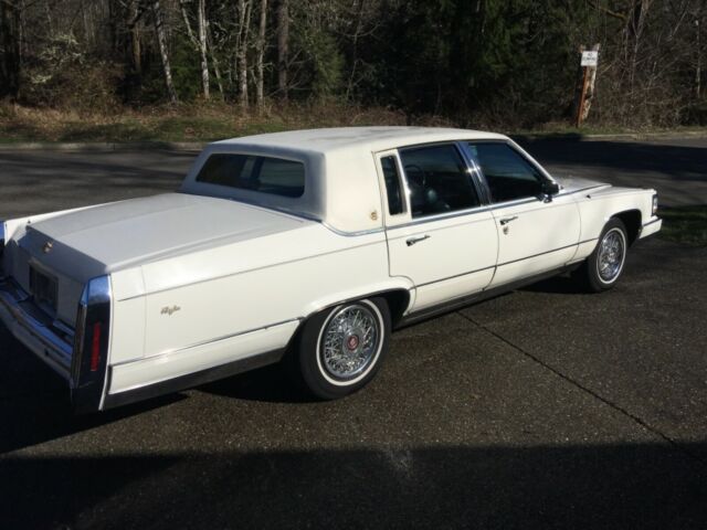 1992 Cadillac Brougham Brougham - photo 4