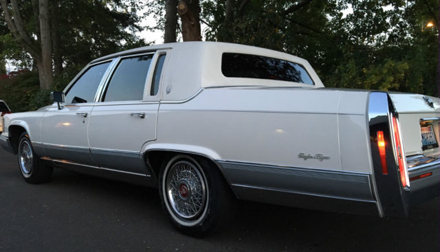 1992 Cadillac Brougham - photo 11