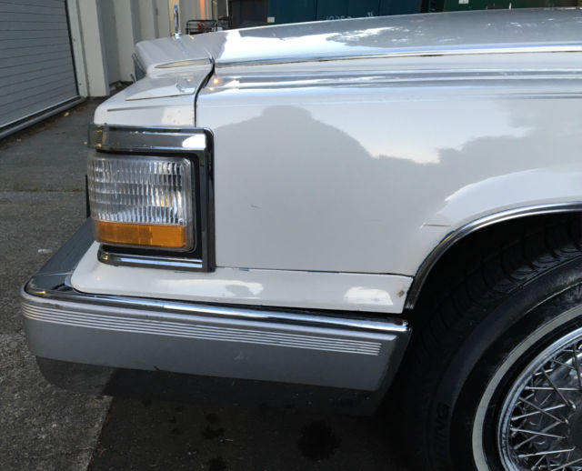1992 Cadillac Brougham - photo 8