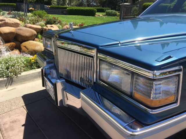 1992 Cadillac Brougham - photo 5