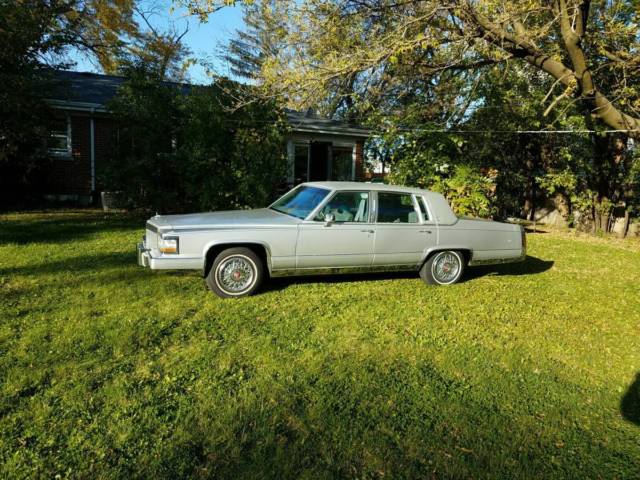 1992 Cadillac Brougham FLEETWOOD - photo 8