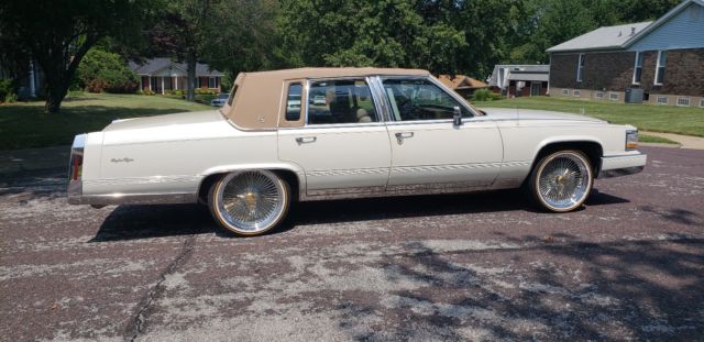 1992 Cadillac Fleetwood Brougham - photo 9