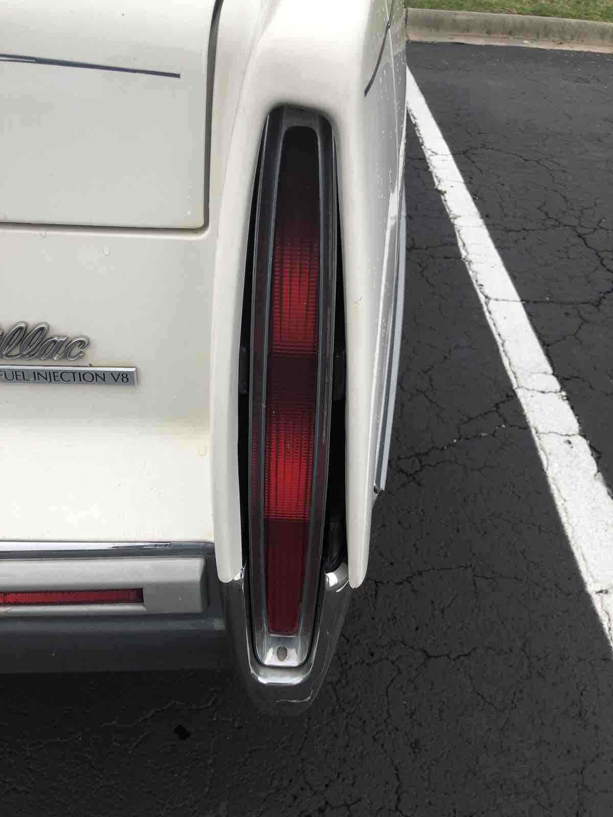 1992 Cadillac Fleetwood - photo 4