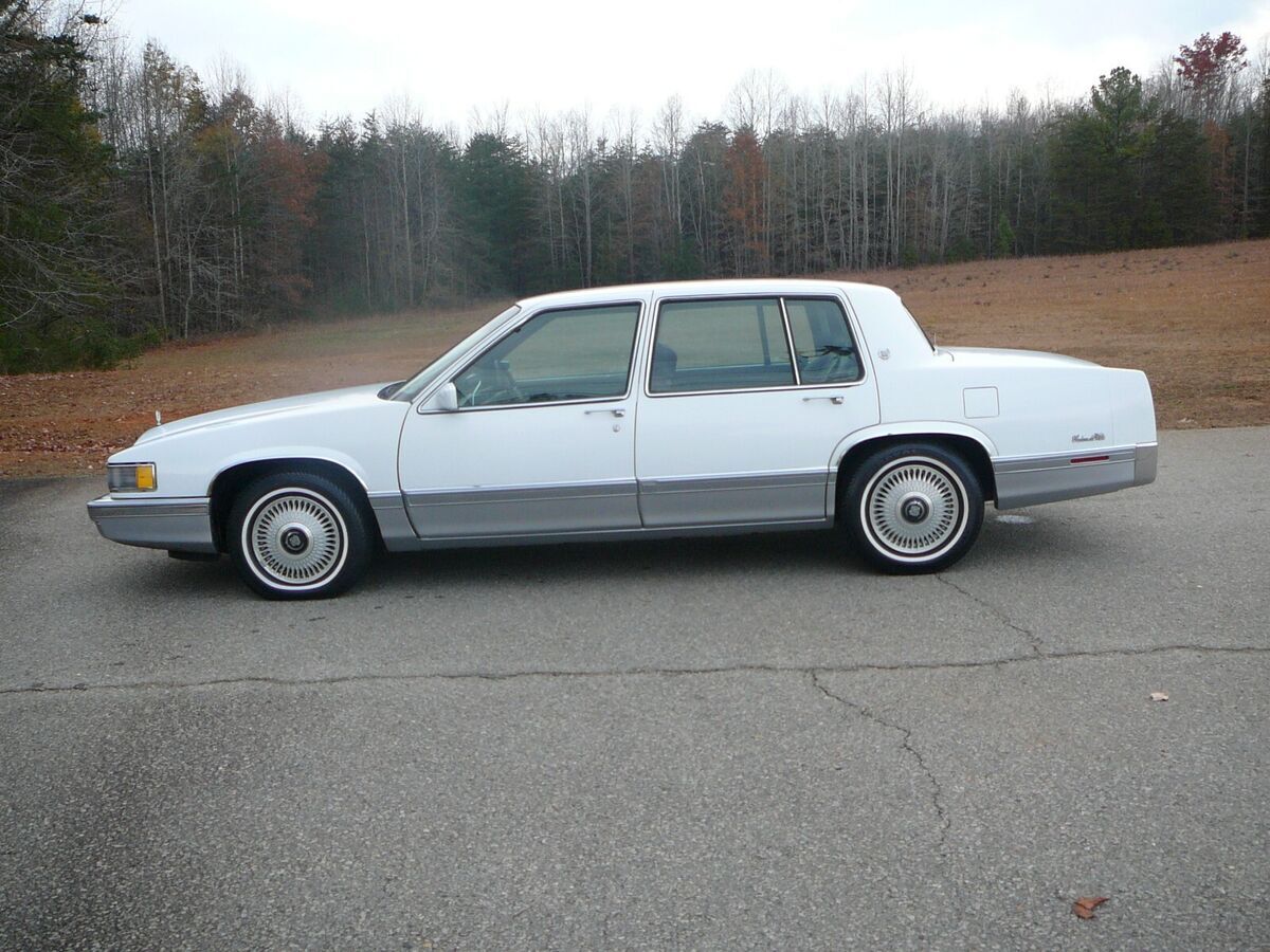 1992 Cadillac DeVille - photo 2