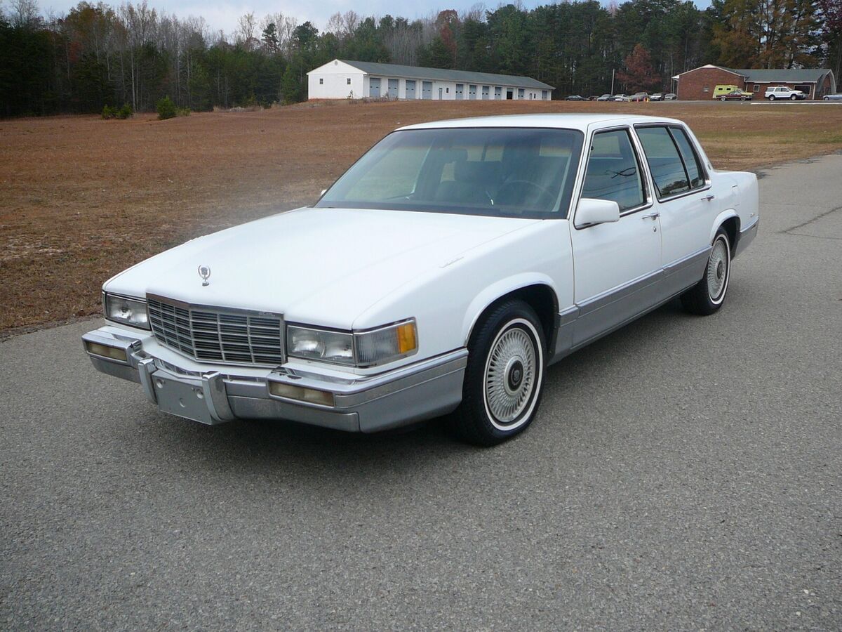 1992 Cadillac DeVille - photo 6