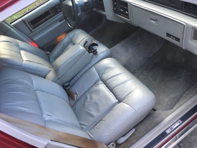 1992 Cadillac DeVille Sedan Deville - photo 5